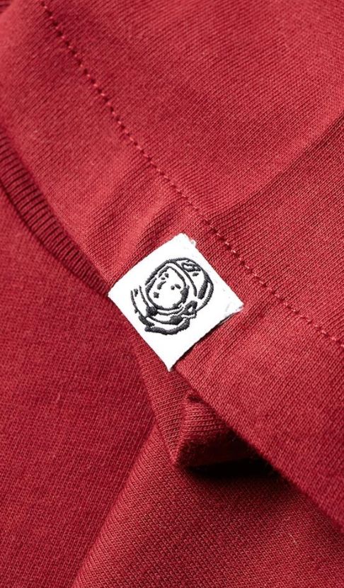 Shirt Label Design Clothing Tags, Creative Clothing Tags, Shirt Tags Clothing Labels, Brand Label Clothing Tag Design, Clothing Label Ideas, Clothing Labels Design Ideas, Trims Fashion Details, Bag Label Design, Clothing Labels Design