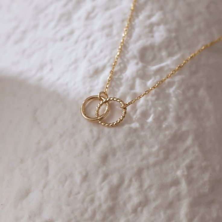 14k Solid Gold Interwined Circles Neclace for Women Link - Etsy Adjustable 14k Gold Anniversary Necklace, Adjustable 14k Gold Necklace For Anniversary, Elegant Gold Plated Jewelry For Anniversary Gift, 14k Gold Circular Jewelry For Anniversary, Dainty Gold Plated Jewelry For Anniversary Gift, Dainty Gold Plated Jewelry For Anniversary, Delicate Infinity Yellow Gold Jewelry, Yellow Gold Circular Jewelry For Wedding, 14k Gold Fine Jewelry For Anniversary Gift