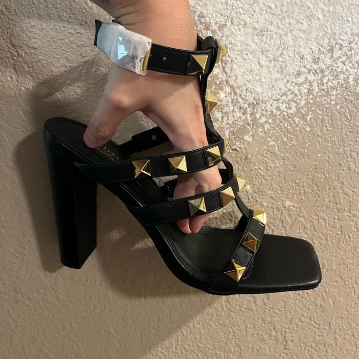 Miss Lola Nwt Black Heeled Sandals. Thick Heel Gold Shoes Heels, Pink Sandals Heels, Teal Heels, Wrap Around Heels, Black Heeled Sandals, Cheetah Print Heels, Clear Strap Heels, Thick Heel Shoes, Nude High Heels