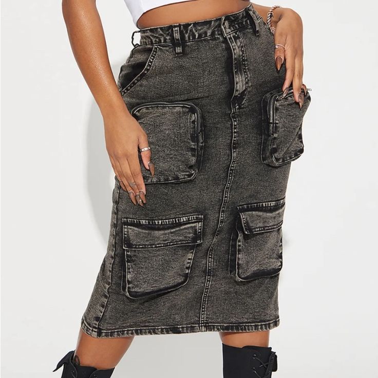 High Stretch Denim Black Cargo Skirt High Waist Grunge Skirt With Pockets, Edgy Skirt With Pockets For Fall, Chic Mid-rise Skirt With Pockets, Trendy Streetwear Skirt With Pockets, Edgy Black Denim Skirt With Pockets, Grunge High Waist Denim Skirt With Pockets, Grunge High-waist Denim Skirt With Pockets, Grunge Denim Skirt With Pockets For Streetwear, Grunge Streetwear Denim Skirt With Pockets