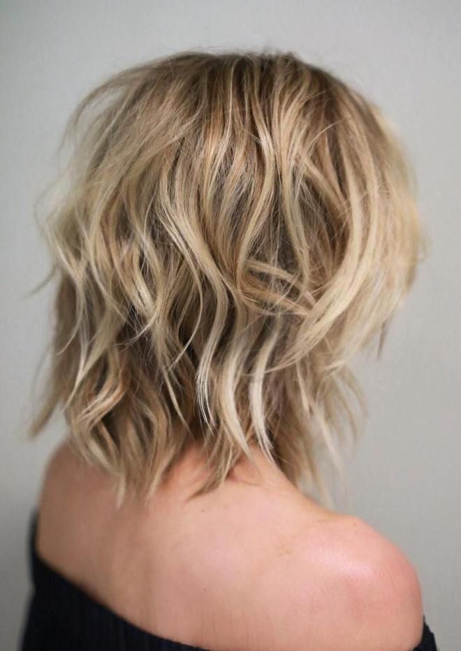 Shag Haircuts and Hairstyles in 2016 — TheRightHairstyles Blonde Layered Bob With Bangs, Medium Shaggy Haircuts, Medium Shaggy Hairstyles, Medium Shag, Modern Shag Haircut, Medium Shag Haircuts, Choppy Layers, Short Shag Hairstyles, Shaggy Haircuts