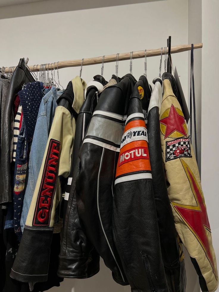 Vintage Racing Jacket, Racing Jacket, Looks Street Style, Mode Inspo, Soft Grunge, Cool Vintage, Dream Clothes, Retro Outfits, Leather Jackets