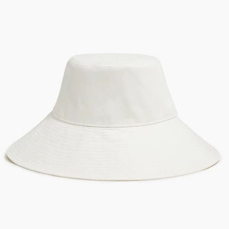 Never Worn. Questions? Leave A Comment Below! Chic Flat Brim Bucket Hat For Spring, White Classic Bucket Hat For Summer, Classic White Bucket Hat For Summer, Chic Cream Brimmed Bucket Hat, Classic White Summer Bucket Hat, Chic Spring Bucket Hat With Flat Brim, White Flat Brim Sun Hat For Everyday, White Classic Cloche Hat For Summer, Classic White Cloche Hat For Summer