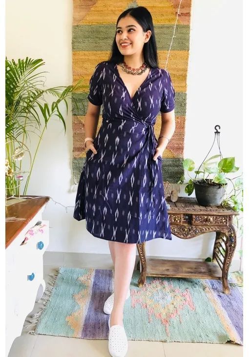 One Piece Dress Knee Length, Western Dresses For Girl, Kalamkari Dresses, Knee Length Dresses Casual, Ikkat Dresses, Cotton Short Dresses, Casual Frocks, Jewelry Casual, Ikat Dress