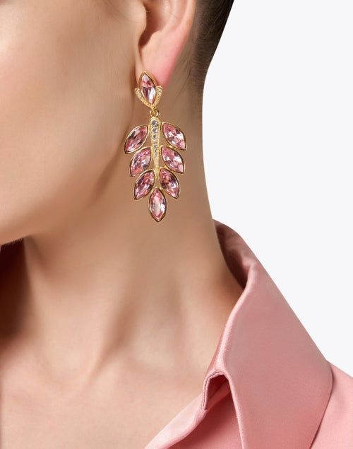 Kenneth Jay Lane is known for their understated, yet statement-making jewelry. The drop silhouette features inlaid crystal for a shimmering finish that catches the light beautifully. Style them with silk blouses for an effortless desk-to-dinner look. Modern Crystal Earrings For Formal Events, Elegant Pink Crystal Drop Earrings, Silk Blouses, Gold And Pink, Crystal Drop Earrings, Crystal Drop, Kenneth Jay Lane, Pink Crystal, Making Jewelry