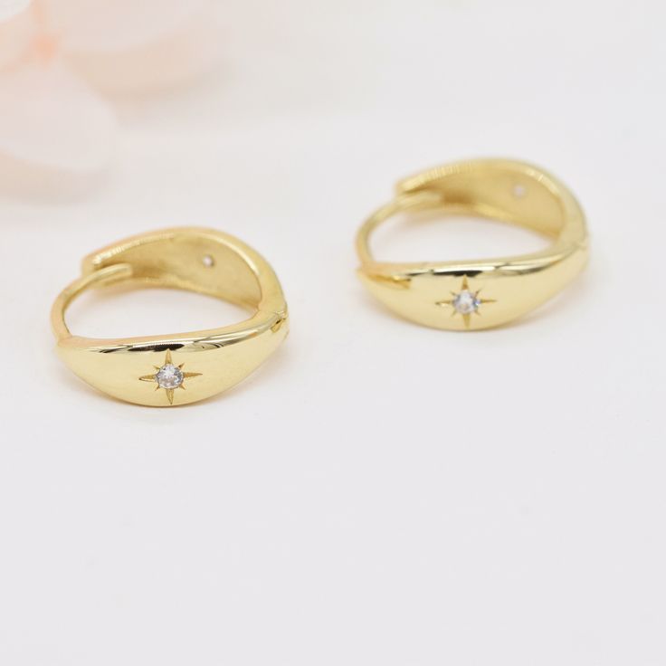 ❤  Features * Gold Kt: 14k  solid gold * Available Gold Color: Yellow Gold  White Gold  Rose Gold. * Guaranteed Authentic 14k  Gold, Not Plated Or Filled * Hoop Inner : 10mm * Hoop width : 3.8mm * Post Gauge :  0.8mm/20gauge ✈ Shipping Policy It will take about 8~10days to deliver it. If you feel rush to get your package, we do have upgrade shipping service. We will ship it by FedEx, TNT, and it will take about 5~7days to deliver ❤ Customization We can custom make earrings, rings, pendant and also piercing for you according to the leaving details. Our earring collection comes in different color options, whether you prefer classic gold, white gold, or rose gold, you'll find the right one in our store. Regarding customization, feel free to share any ideas with me. I have my designer wife sit Small Hoop Earrings With Lever Back As Gift, Gift Small Hoop Earrings With Lever-back Ear Wires, Hoop Cartilage Earrings For Gift, Huggie Hoop Earrings With Lever Back As A Gift, Handmade Huggie Earrings For Anniversary, Diamond Huggie Earrings, Diamond Hoop Earrings, Classic Gold, Huggie Hoop Earrings