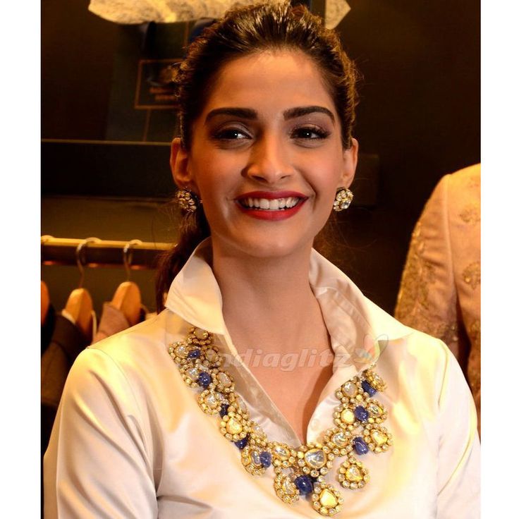 Reinvent radiance with Sonam Kapoor's beautiful polki mala - curated especially for your timeless elegance! Beautiful mala demonstrating a play of fine kundan stones and beautiful beads that came together for the win. Kindly note that earrings are not included in the look. Gold-plated on high-quality brass as base metal. Made by order. Kindly allow 5-7 weeks for the delivery of this item. For custom or urgent requests, please contact support@alacouture.com. *Please Note: We use faux stones and b Sonam Kapoor, Faux Stone, Base Metal, Timeless Elegance, Celebrity Style, Couture