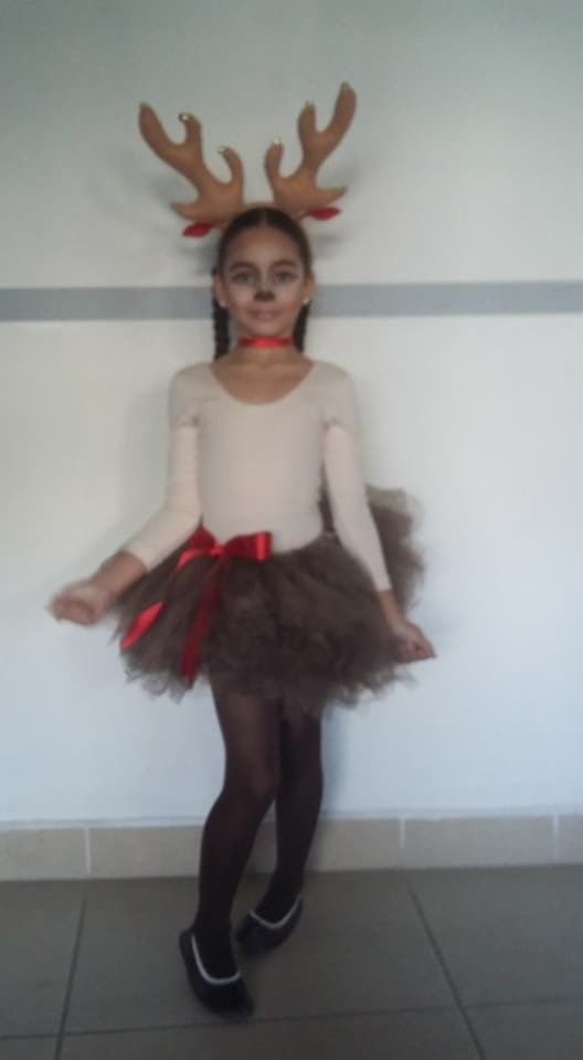 Girls Reindeer Costume Diy, Rudolph The Red Nosed Reindeer Costume Diy, Diy Rudolph Costume For Kids, Reindeer Dress Up, Dress Like A Reindeer For School, Reindeer Costume Diy, Reindeer Costume Kids, Diy Reindeer Costume, Rudolph Costume