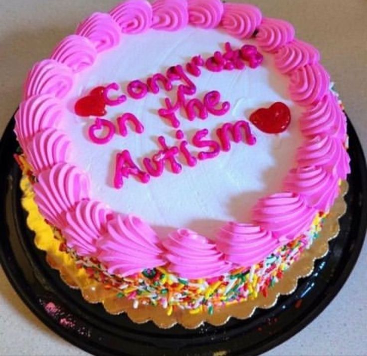 Funny Cakes For Friends, Goofy Cake, Cursed Cakes, Funny Cakes, Ugly Cakes, Funny Birthday Cakes, Just Cakes, Cake Inspo, Reaction Images