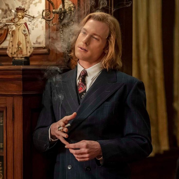 Lestat de Lioncourt Lestat And Louis, Sam Reid, Vampire Series, Vampire Chronicles, The Vampire Chronicles, Anne Rice, Vampire Boy, Interview With The Vampire, Episode 5