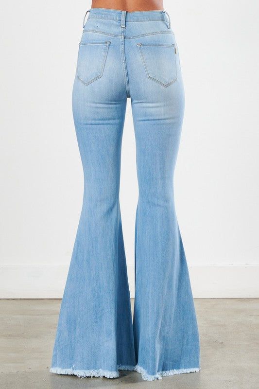 Light Wash High Rise Bell Bottom Flare Jeans Front Whiskered Wash Open Distressed Knee Detail 5 Pockets Frayed Raw Hem Zip Fly Closure High Rise: 11" Inseam: 33/34" If you are in between sizes we recommend you size up! ***These are shipped to you directly from our Manufacturer. Please allow 7-10 business days for shipping/tracking notification. If You Order Multiple Items, These Will Be Shipping Out SEPARATELY From Your Order. Distressed Wide Leg Jeans, Distressed Flare Jeans, Light Flare, Flare Leg Jeans, Country Outfits, Heel Boots, Sheer Fabrics, High Waisted Denim, Bold Fashion