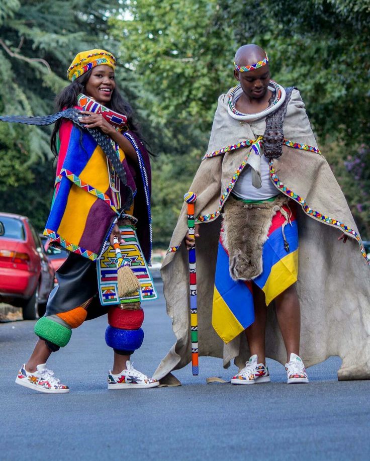 Ndebele Attire, Ndebele Traditional Attire, Native Outfits, South African Traditional Dresses, Africa Print, Traditional Weddings, Traditional African Clothing, African Traditions, Fashion Traditional