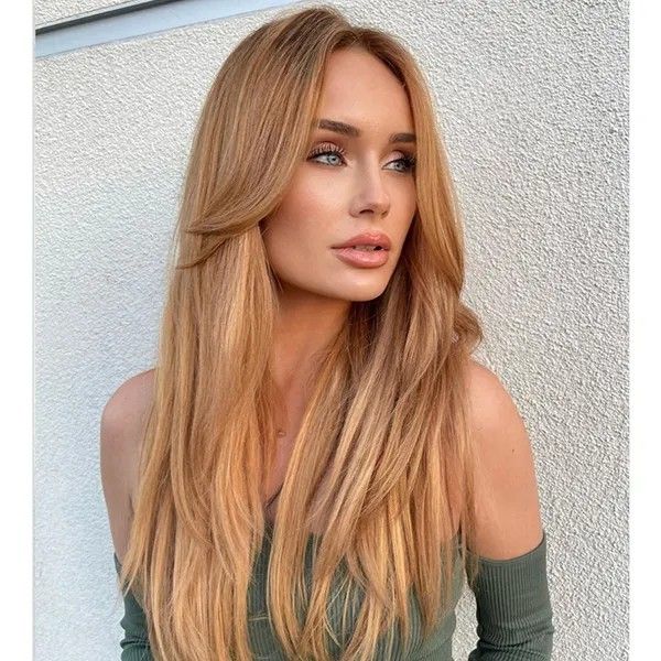 Dimensional Strawberry Blonde, The Right Hairstyles, Summer Hair Trends, Balayage Blond, Strawberry Blonde Hair Color, Dimensional Blonde, Caramel Blonde, French Rococo, Spring Hair Color