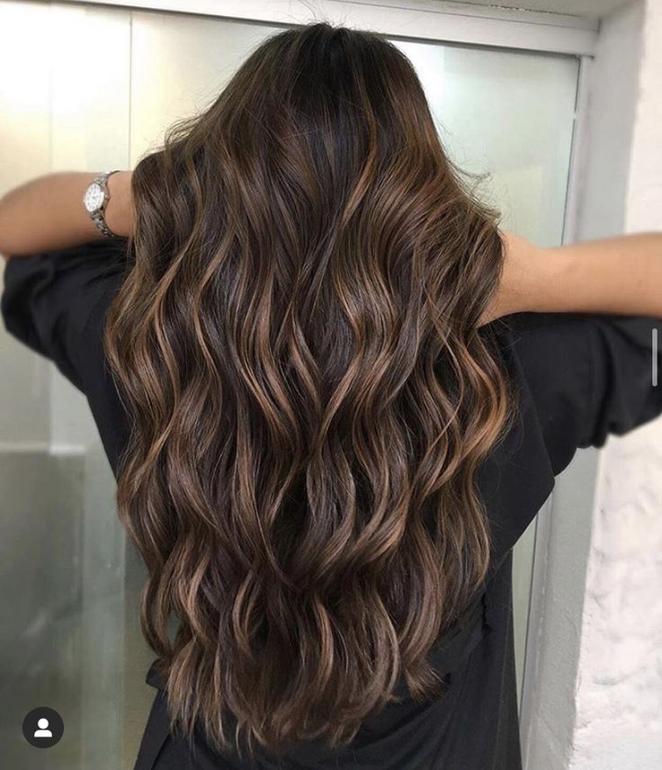 Dark Brown Hair Color Ideas, Balayage Hair Caramel, Highlights For Dark Brown Hair, Rambut Brunette, Brown Hair Color Ideas, Black Hair Balayage, Brown Hair Looks, Brown Hair Inspo, Brunette Hair With Highlights