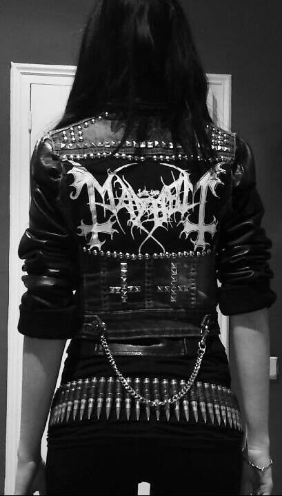 Mayhem Punk Outfit, Metal Outfit, Black Metal Girl, Metal Chicks, Toxic Vision, Goth Clothes, Heavy Metal Fashion, Beautiful Witch, Battle Jacket