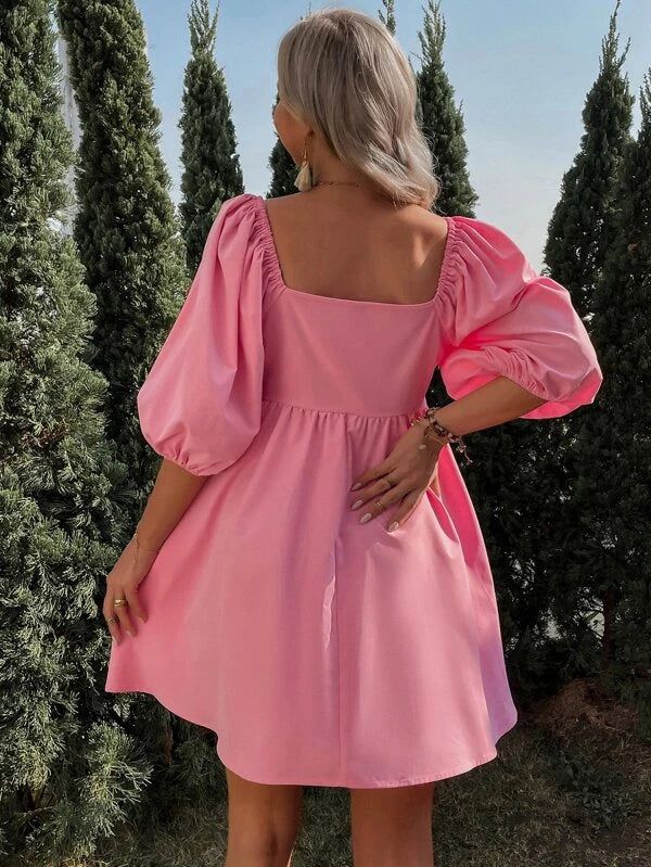 Discover the allure of our Barbie Elegant Puff Sleeves Dress - Embrace timeless sophistication! Elevate your style with this exquisite dress adorned with puff sleeves, exuding an air of refined elegance. Its versatile design effortlessly transitions you from daytime events to evening gatherings. Crafted from high-quality materials, it ensures both comfort and durability, making it a perfect and enduring addition to your wardrobe. Embrace sophistication and make a bold fashion statement. Features Over The Shoulder Dress, Sage Green Maxi Dress, Escada Dress, Puff Sleeves Dress, Animal Print Maxi Dresses, Irish Dancing Dresses, Ribbed Bodycon Dress, Square Neck Dress, Womens Floral Dress