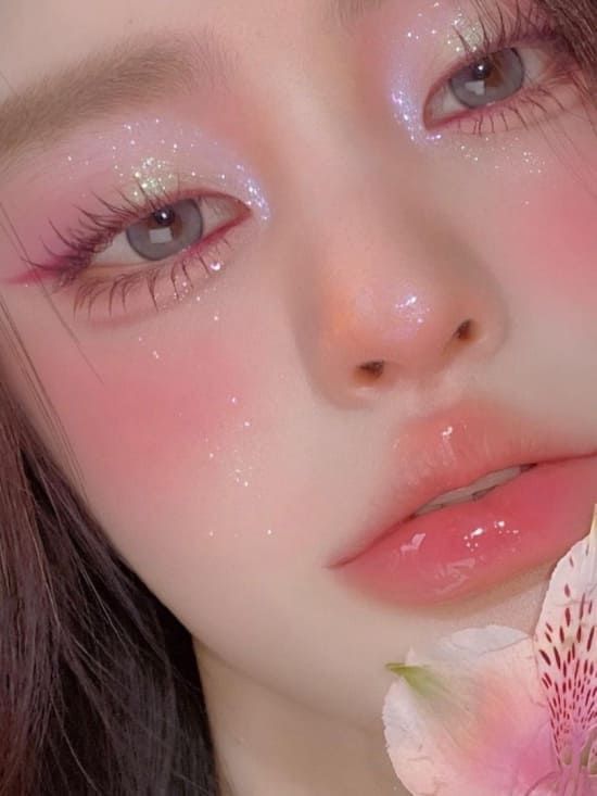 pink glam makeup looks Pink Makeup Looks, Cute Eye Makeup, Doll Eye Makeup, Makeup Idea, Ethereal Makeup, Eye Makeup Designs, Fancy Makeup, Creative Eye Makeup, Asian Eye Makeup