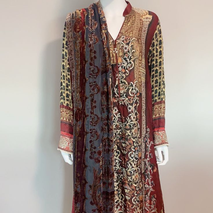 This Is An Original Gul Ahmed Shalwar Kameez That Comes With A Cigarette Pants, Dupatta Silk Kameez. Size Medium To Large. I Closed My Store Due To The Pandemic So Everything Must Go! Reasonable Offers Please Gul Ahmed, Everything Must Go, Shalwar Kameez, Womens Sizes, Velvet, Long Sleeve Dress, Silk, Womens Dresses, Long Sleeve