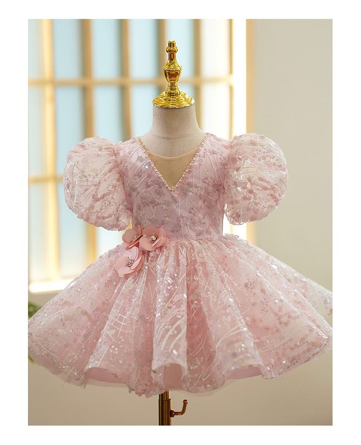 Get 10% off now! Buy cute pink sequined bubble sleeved short party dress for girls at cheap price online. Free stable shipping and pro custom service since 2009. Pink Puff Sleeve Dress, Dress For Kids, Vestidos Color Rosa, Pink Flower Girl Dresses, High Low Prom Dresses, Girls Pink Dress, Short Party Dress, Cheap Dresses Online, Organza Dress