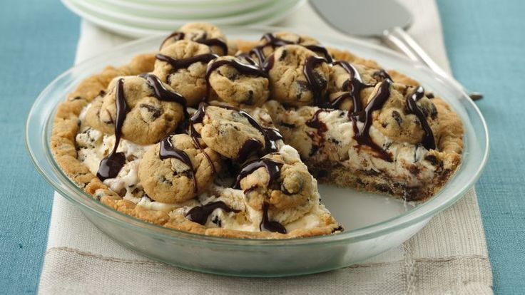 a chocolate chip cookie pie on a plate