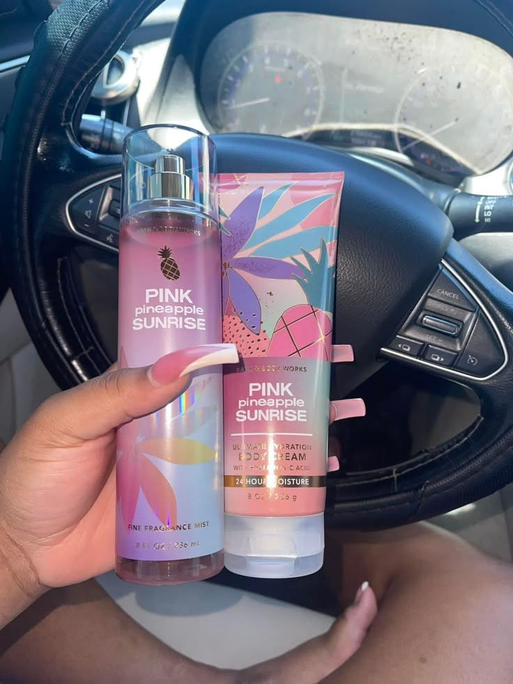 Aesthetic Everything, Body Care Tips, Bath N Body Works, Perfume Organization, Fragrances Perfume Woman, Perfume Lotion, Body Hygiene, Perfume Collection Fragrance, Bath And Body Works Perfume