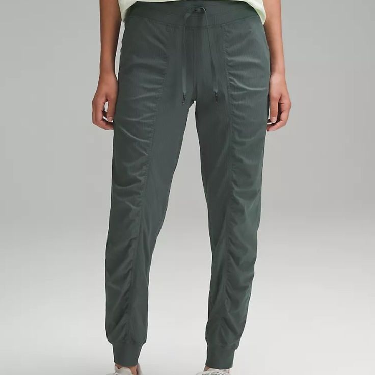 Nwt! Lululemon Dance Studio Mid-Rise Jogger Full Length Dark Forest Green Size 14 Dance Studio Joggers, Lululemon Dance Studio Jogger, Joggers Lululemon, Lululemon Joggers, Cropped Joggers, Lululemon Pants, Card Sleeve, Joggers Womens, Dance Studio