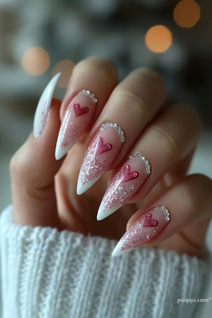 Valentine's Day Nail Ideas to Spice Up Your Look - Puqqu Dot Nail Designs, Gold Nail Art, Expressing Love, Dots Nails, Trendy Nail, Trendy Nail Art, Heart Nails, Nail Art Inspiration, Valentine's Day Nails