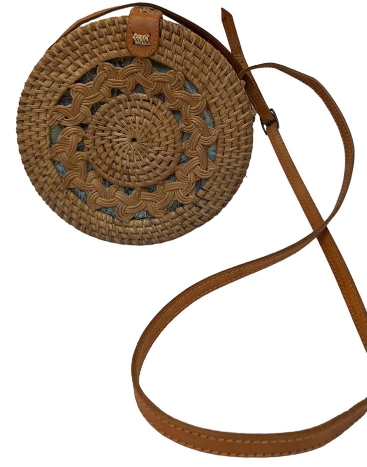 Women Straw Bags Round Woven Handmade Ladies Design Summer Beach Circle Bohemia Rattan Cross Body Shoulder Bag New Fashion.Adjustable leather strap. Straw Pouch Bag With Adjustable Strap For Vacation, Vacation Straw Pouch Bag With Adjustable Strap, Vacation Pouch Shoulder Bag With Adjustable Strap, Summer Rectangular Bag With Strap, Summer Pouch Shoulder Bag With Adjustable Strap, Bohemian Brown Shoulder Bag For Spring, Summer Style Pouch Shoulder Bag With Adjustable Strap, Spring Bohemian Brown Shoulder Bag, Spring Brown Bohemian Shoulder Bag