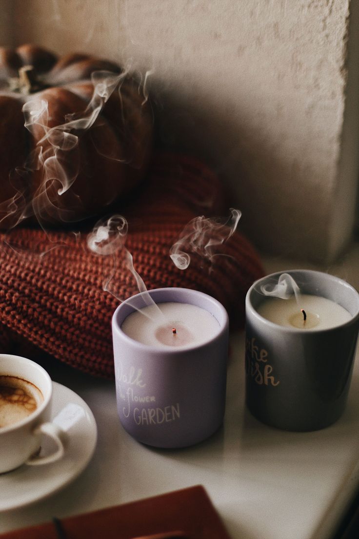 Fall Cozy Home, Candles Autumn, Candle Color Meanings, Mood Candles, Candles Photography, Fall Mood Board, Candle Aesthetic, Color Meanings, Autumn Coffee