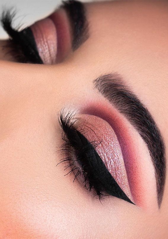 Maquillaje Cut Crease, 100 Pure Makeup, Semi Cut Crease, Maquillage Yeux Cut Crease, Pageant Makeup, Cut Crease Eyeshadow, Eye Makeup Images, Natural Everyday Makeup, Eye Makeup Techniques