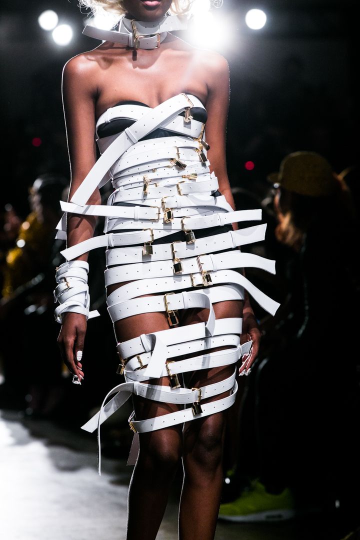 for. a.special.occasion. The Blonds, Crazy Dresses, Bloc Party, Weird Fashion, Futuristic Fashion, Ropa Diy, Fashion Project, Fashion Victim, Herve Leger