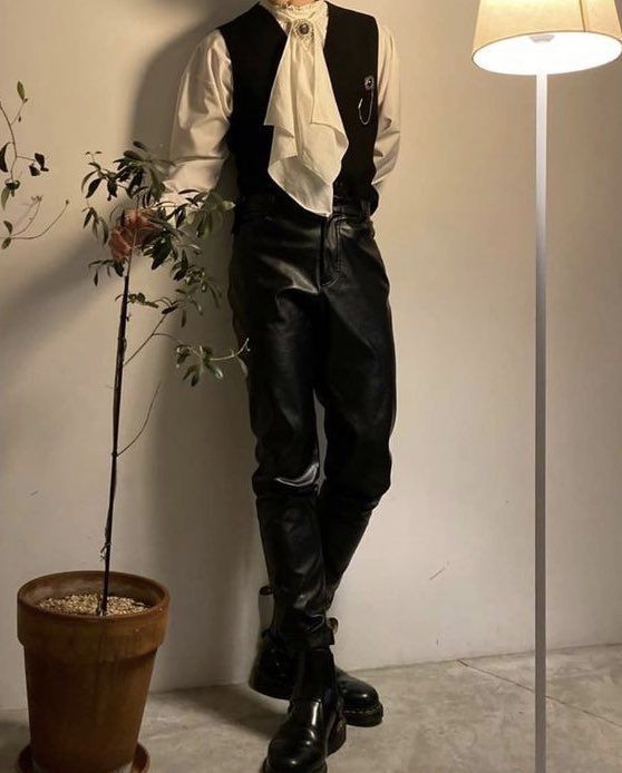 Steampunk Formal Men, Vamp Outfit Men, Victorian Gothic Aesthetic Outfit Men, Vampire Fashion Aesthetic Male, Vampire Prom Outfit, Vampire Aesthetic Clothes Male, Formal Pirate Outfit, Male Outfits Fancy, Mens Avant Garde Fashion Haute Couture