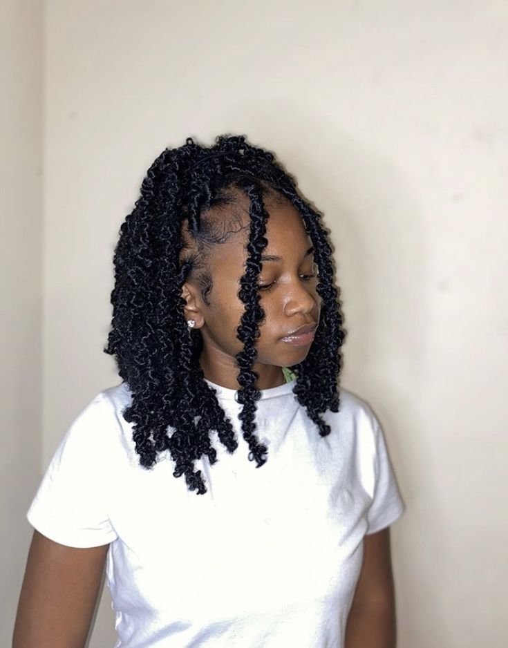 Bob Faux Locs, Short Butterfly Locs, Faux Locs Crochet Braids, Butterfly Locs Crochet Hair, Butterfly Locs Crochet, Faux Locs Crochet, Butterfly Locs, Locs Crochet, Faux Locs Hairstyles