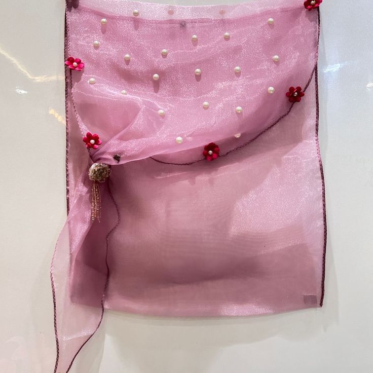 Because your sarees deserve the best! 💖 Discover our exquisite Custom organza Saree pouch bags today. Visit our website for more details and to place your order: [https://sparsharte.com/] Follow us on social media: Instagram: [https://www.instagram.com/sparsh_arte/] Facebook: [https://www.facebook.com/profile.php?id=61556949550622&sk=about] Whatsapp- +918077535415 #SareeCare #OrganzaPouch #EthnicElegance #luxurylifestyle #beautiful Follow Us On Social Media, Pouch Bags, Place Your Order, Organza Saree, Pouch Bag, Luxury Lifestyle, Follow Us, Saree, Pouch