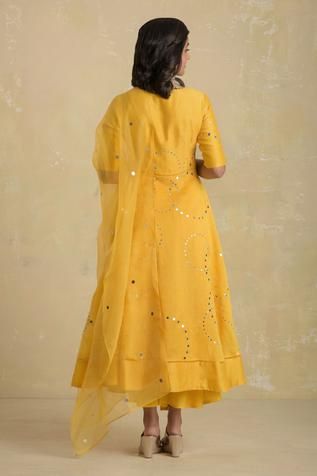 Shop for Charkhee Yellow Chanderi Embroidered Anarkali Set for Women Online at Aza Fashions Designer Yellow Unstitched Churidar, Festive Yellow Cotton Silk Salwar Kameez, Designer Unstitched Yellow Churidar, Yellow Straight Kurta Churidar For Navratri, Unstitched Yellow Churidar For Diwali, Yellow Chanderi Salwar Kameez Straight Kurta, Yellow Chanderi Kurta For Festivals, Yellow Chanderi Salwar Kameez For Eid, Yellow Churidar With Dupatta And Straight Kurta