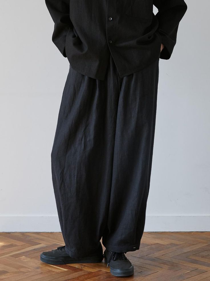 This is a casual and comfortable linen pants that are made out of sturdy linen 100% fabric. With a wide silhouette and adjustable buttons on the hem, it can be easily styled for your daily casual outfit.- Linen 100% fabric- Coarse texture and balloon silhouette- Adjustable buttons on the hem Black Linen Wide-leg Pants, Black Linen Ankle-length Bottoms, Black Linen Ankle-length Pants, Linen Workwear Pants With Buttons, Linen Trousers With Buttons, Linen Wide Leg Bottoms With Button Cuffs, Black Linen Wide Leg Bottoms, Wide Leg Linen Pants With Buttons, Black Linen Wide Leg Ankle-length Pants