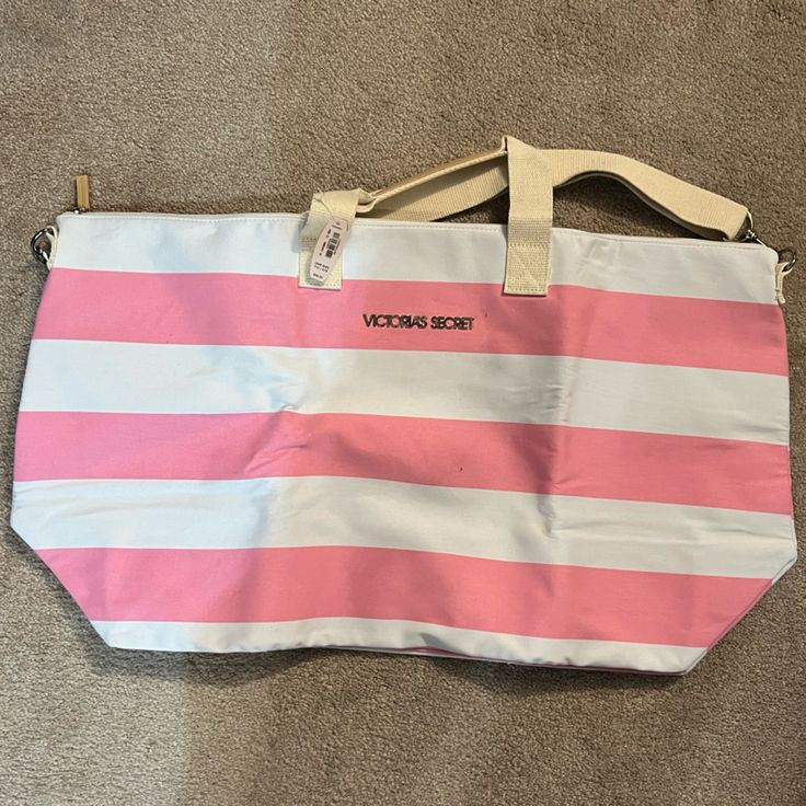 Victoria’s Secret Beach Bag, Nwt Trendy White Beach Bag With Adjustable Strap, Chic Victoria's Secret Beach Bag, Chic White Beach Bag With Large Capacity, White Chic Large Capacity Beach Bag, White Large Capacity Chic Beach Bag, Chic White Large Capacity Beach Bag, Chic Large Capacity White Beach Bag, Trendy White Large Capacity Beach Bag, Trendy Large Capacity White Beach Bag