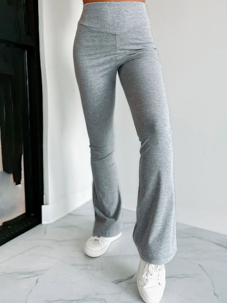 Basic Fitted Straight Leg Bottoms, Basic Fitted Loungewear Bottoms, Basic Fitted Bottoms For Loungewear, Stretch Cotton Gray Bottoms, Casual Straight Leg Relaxed Fit Leggings, Stretch Gray Cotton Bottoms, Gray Athleisure Bottoms For Fall, Basic Relaxed Fit Mid-rise Bottoms, Gray Stretch Wide Leg Pants For Fall