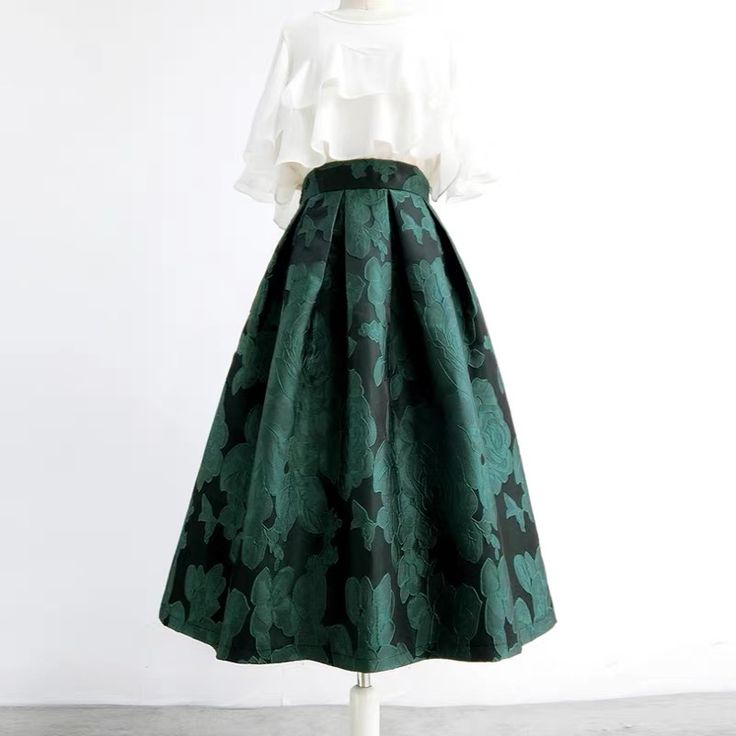 Autumn Winter Midi Skirt Outfit Dark Green Polyester Pleated Party Skirt Women Custom Custom Plus Size A-line Midi Holiday Outfit    * Floral pattern. This skirt is absolutely outstanding and unique. And Kindly noted that the floral patterns might be moved the positon on the skirt because of the fabric cutting.      * Standard Length: 27.5in / 70cm      * High waist, full pleated.     * The super full flared circl skirt. with side pockets     * You can wear as day skirt. And it also fits for mos Skirt Outfit Pleated, Winter Midi Skirt Outfit, Pleated Midi Skirt Outfit, Work Skirt Outfit, Dark Green Skirt, Aline Midi Skirt, Outfit Dark, Green Pleated Skirt, Holiday Skirts