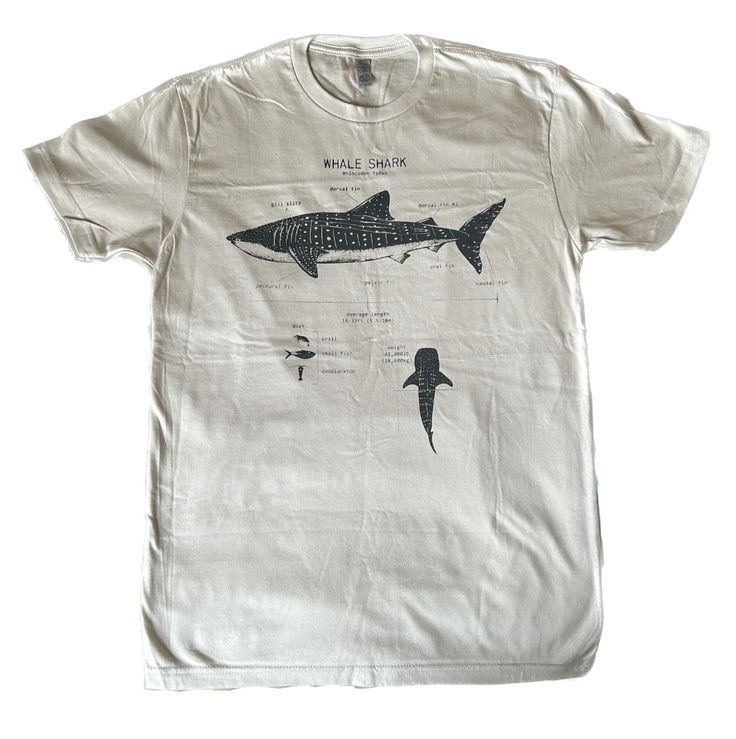 Oversized White Graphic Tee, Funky Shirts, Shark Shirt, Big Shirt, Whale Shark, Back To School Shopping, Graphic Tee Design, Jewelry Outfit, Fishing Shirts