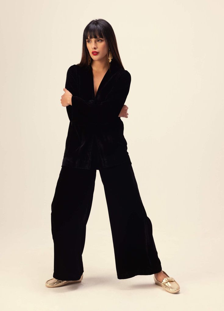 Introducing a sophisticated solid black jacket & pants co-ord set, meticulously crafted in luxurious silk velvet. This ensemble exudes timeless elegance and versatility, perfect for any occasion. Elevate your wardrobe with this chic combination, designed to make a statement with effortless style. Personal Shopping Service, Velvet Color, Velvet Jacket, Co Ord Set, Signature Print, Silk Velvet, Indian Design, Co Ord, Handmade Clothes