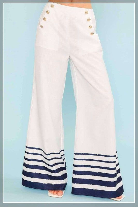 The perfect pants to make you stand out this spring and summer at any special occasion. Side gold buttons to add the elegant touch. Wide Fit Pants, Striped Set, Colorblock Pants, Striped Pant, Sailor Pants, Striped Wide Leg Pants, Romper And Jacket, Nautical Style, Perfect Pant