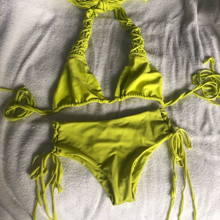 Nwt Lime Green/Chartreuse Bikini Super Soft Top Medium And Bottom Small But Bottoms Adjustable Fitted Lime Green Swimwear For Vacation, Lime Green Swimwear For Summer Vacation, Neon Yellow Swimwear For Spring Beach Outing, Neon Yellow Swimwear For Spring Beach, Neon Yellow Beachwear Swimwear For Vacation, Neon Yellow Swimwear For Spring Poolside, Lime Green Swimwear For Summer Pool, Lime Green Beachwear Swimwear, Lime Green Fitted Swimwear For Summer