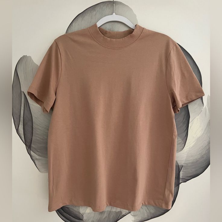 Zara New With Tag Brown Short Sleeve Tshirt Size M Heavy Weight Material Zara Tshirt, Brown T Shirt, Oversized Tee Shirt, Zara T Shirt, White Tee Shirts, Brown Tshirt, Zara New, Zara Shirt, Grey Tee