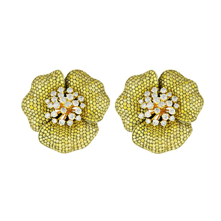 yellow diamond earrings Fancy Diamond Earrings, Diamond Flower Earrings, Yellow Diamond Earring, Bracelet Love, Jewelry Words, Fancy Diamonds, Diamond Flower, Fancy Color Diamonds, Flower Earrings Studs