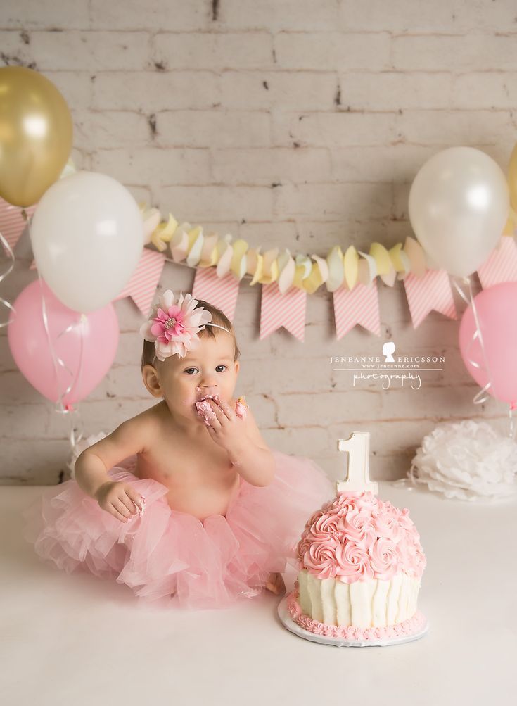 Pink 1st Birthday Photoshoot, Cupcake Smash Cake Girl, 1st Year Birthday Cake Girl, One Year Cake Girl, First Bday Cake Girl, Birthday Smash Cake Girl, 1 Year Baby Girl Birthday Cake, First Birthday Girl Cake Smash, Cake Smash Cakes