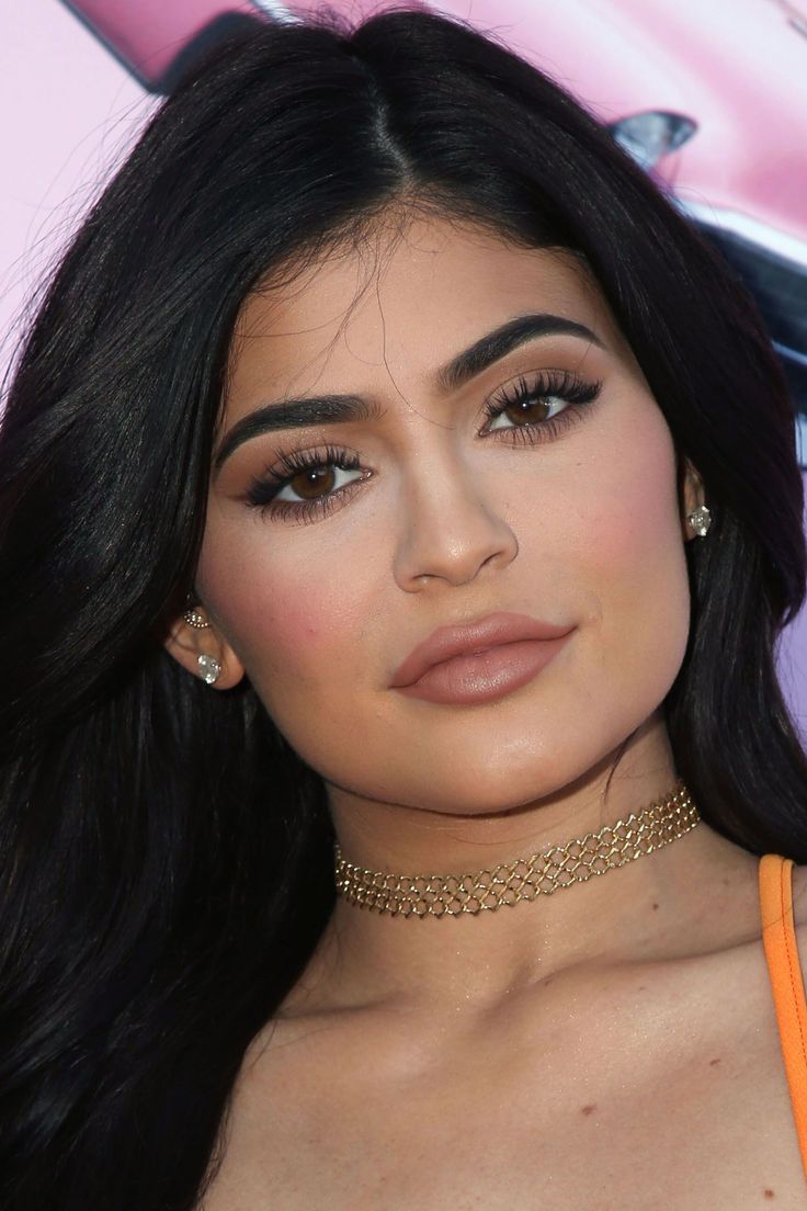 2016 Kylie Jenner Makeup, Kylie Jenner 18th Birthday Makeup, Kylie Jenner Face Shape, Kylie Jenner Makeup Looks 2016, Kylie Jenner Brows, Tumblr Makeup 2016, Kylie Eyebrows, Make Kardashian, Kylie Jenner Eyeliner