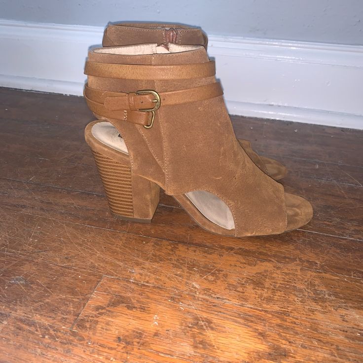 White Mountain Tan Booties, Open Toe. Never Worn. Brown Open Toe Booties With Stacked Heel, Brown Booties With Buckle Closure Medium Width, Brown Booties With Buckle Closure, Brown Suede Sandals For Fall, Brown Ankle-high Heels With Buckle Closure, Brown Spring Booties With Reinforced Heel, Brown Booties With Reinforced Heel For Spring, Spring Brown Booties With Reinforced Heel, Brown Spring Booties With Buckle Closure