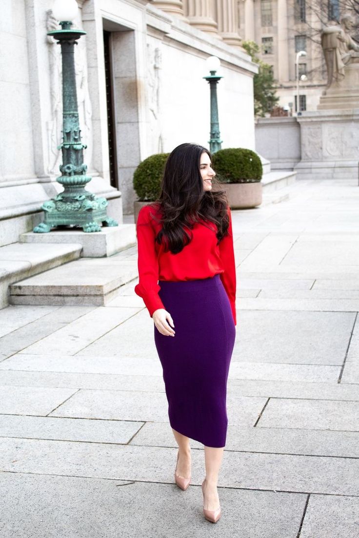 Purple Skirt Outfit Winter, Purple Outfit Ideas Casual, Red And Purple Outfit, Purple Outfit Ideas, Purple Skirt Outfit, Red Color Combo, Purple Work, Outfit Ideas Casual, Purple Outfit