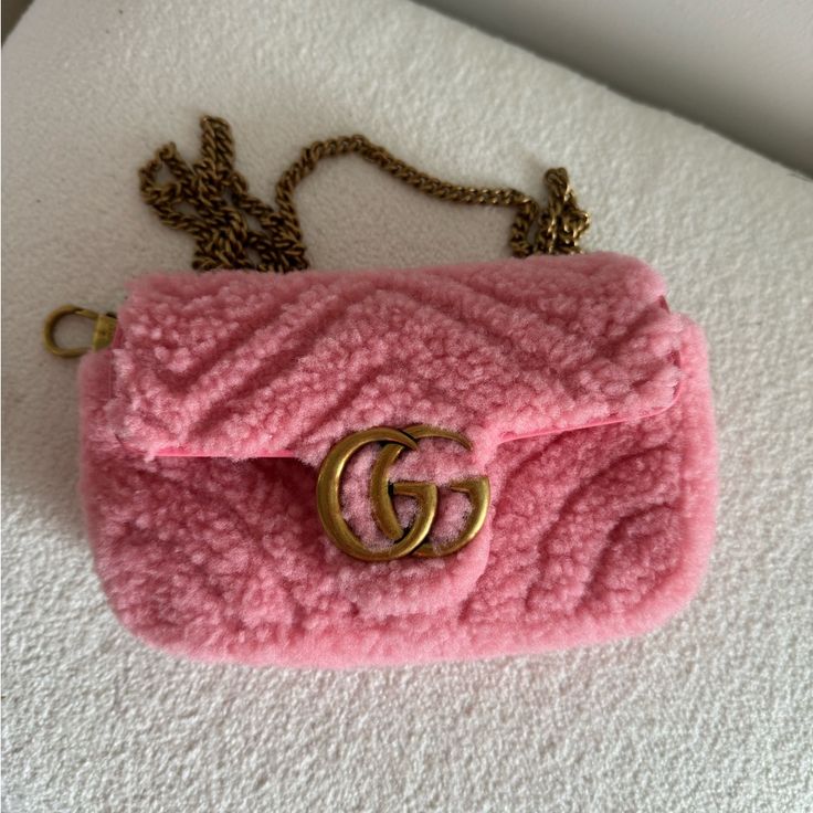 Bought Directly From Gucci Website This Christmas, Can Fit Regular Iphone And A Small Wallet! Wore Maybe Twice, Perfect Condition Gucci Pink, Bags Gucci, Pink Crossbody Bag, Small Wallet, Gucci Bags, Gucci Bag, Crossbody Bag, Bag Lady, Gucci